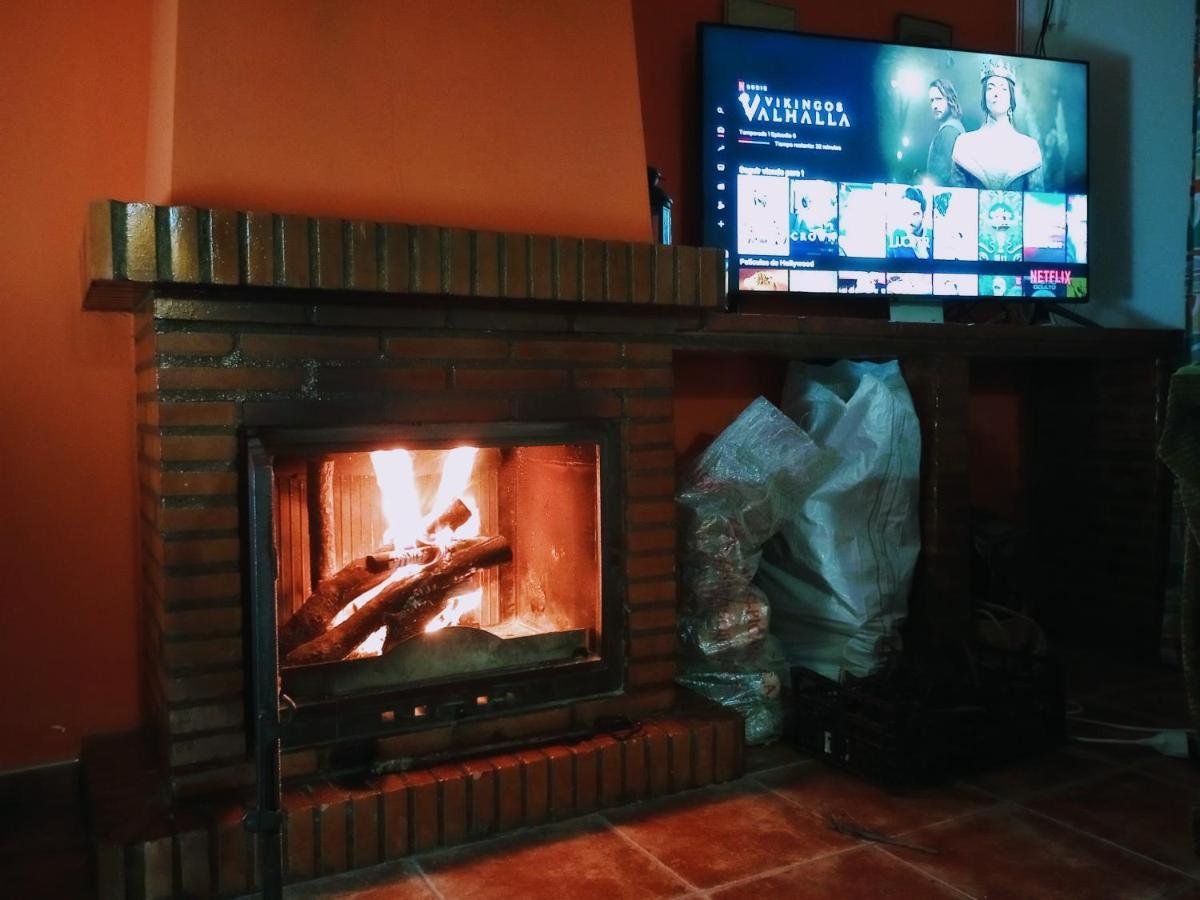 Casa Rural Agua De Azahar Chimenea Zahara De La Sierra Ngoại thất bức ảnh